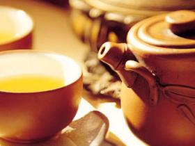 给生命一杯恬淡的清茶