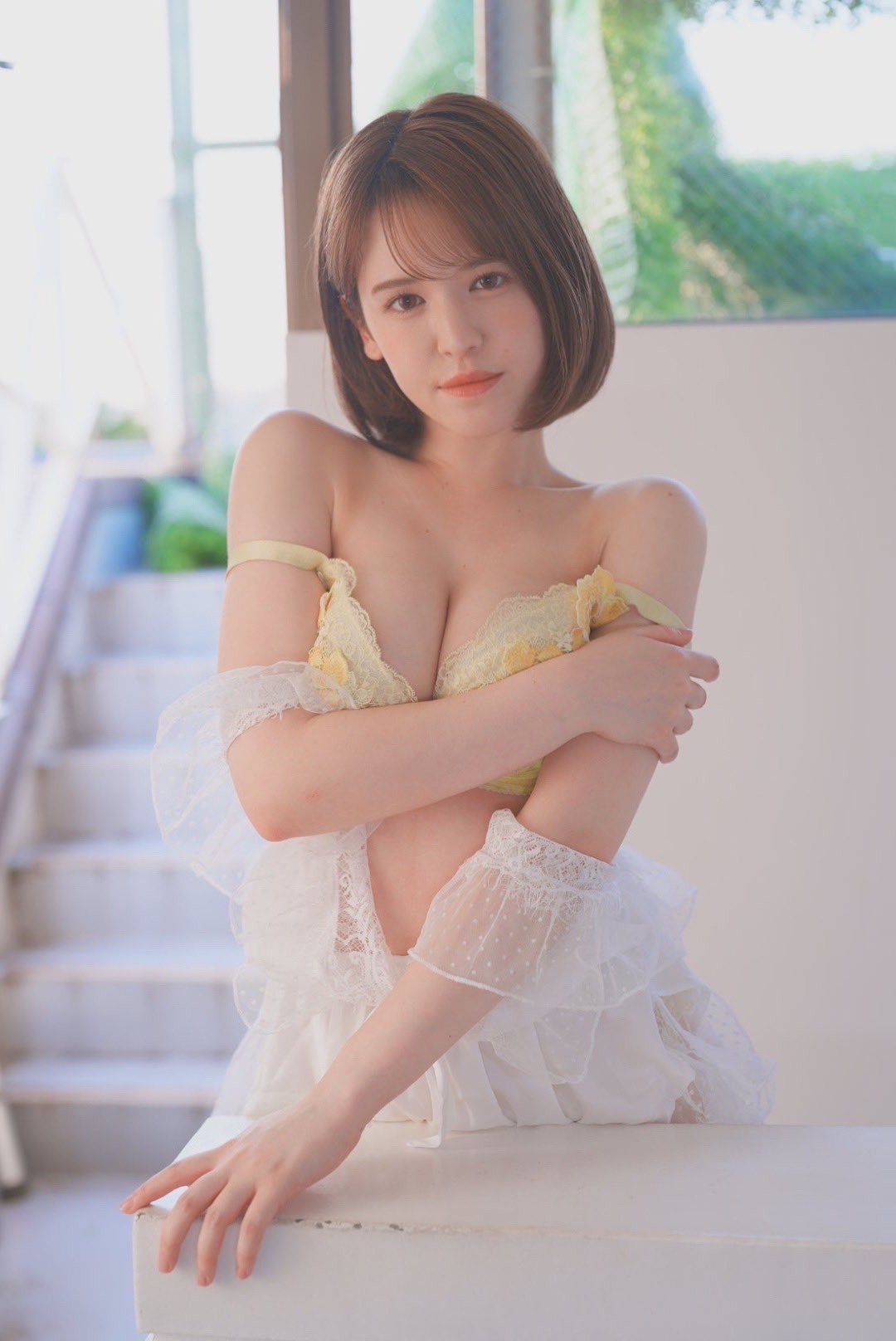 千鶴えま(千鹤惠麻)出道作品STARS-619发布!为了留在日本所以拍AV！混血正妹要当大明星！-图片2