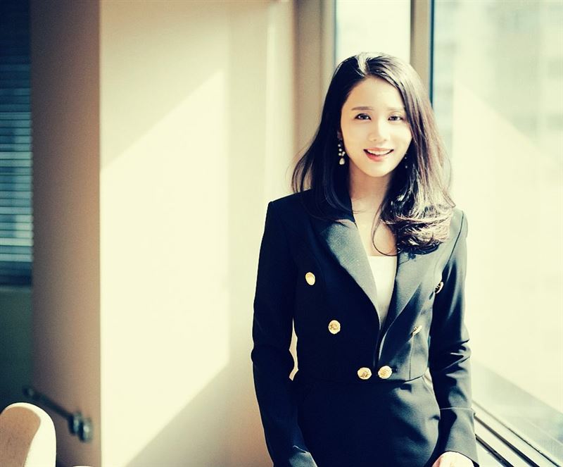 前AV女优居然是学霸！铃木凉美引退转战文坛入围日本最高荣誉奖肯定-图片3