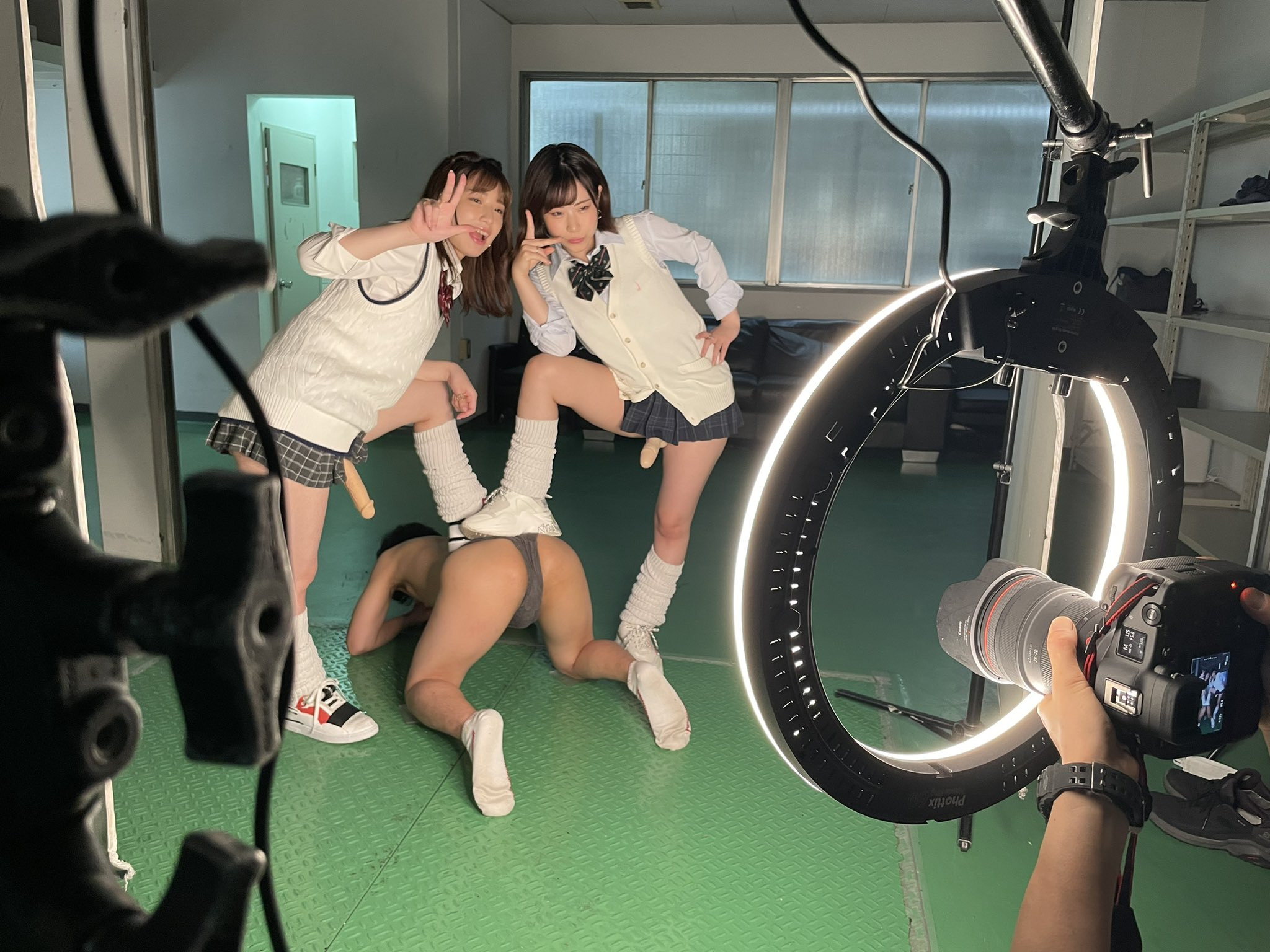 AV冷知识(12) – 女优拍片时、经纪人不能看？-图片4