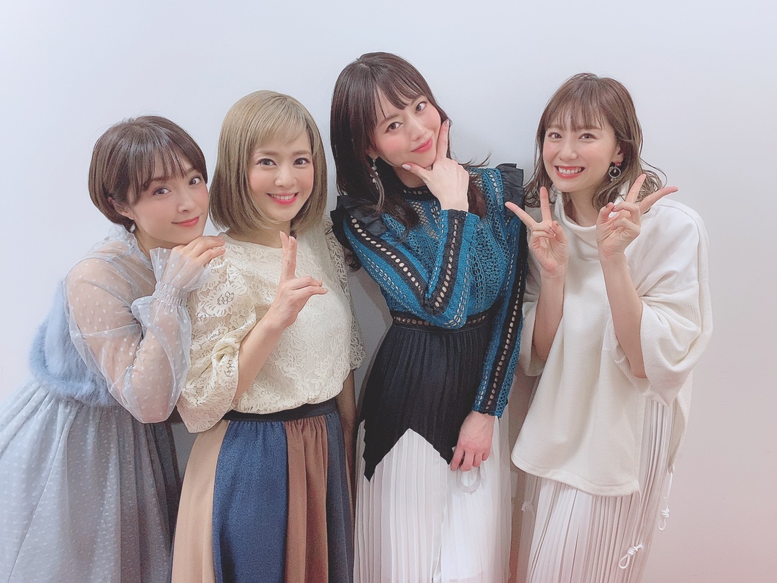 麻美ゆま(麻美由真)、吉沢明歩(吉泽明步)共演作品SOE-695发布！传奇共演！在丈夫面前一起被侵犯！-图片5