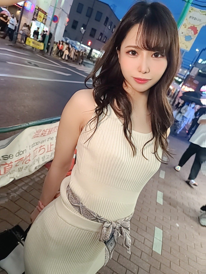 黒木逢夢(黑木逢梦)出道作品MIFD-221发布！G奶翘臀女大生是「骚气肉食女」，爱玩骑乘位「巨尻狂震」！-图片6