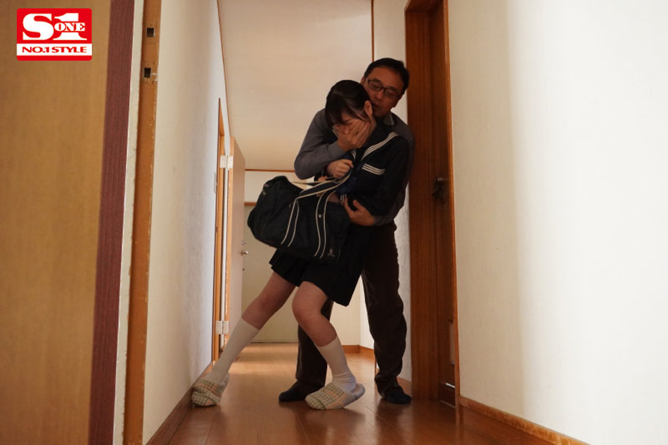 香水じゅん(香水纯)作品SSIS-687发布！清纯美少女遭继父侵犯，不知不觉竟沉溺于他的肉棒！-图片2