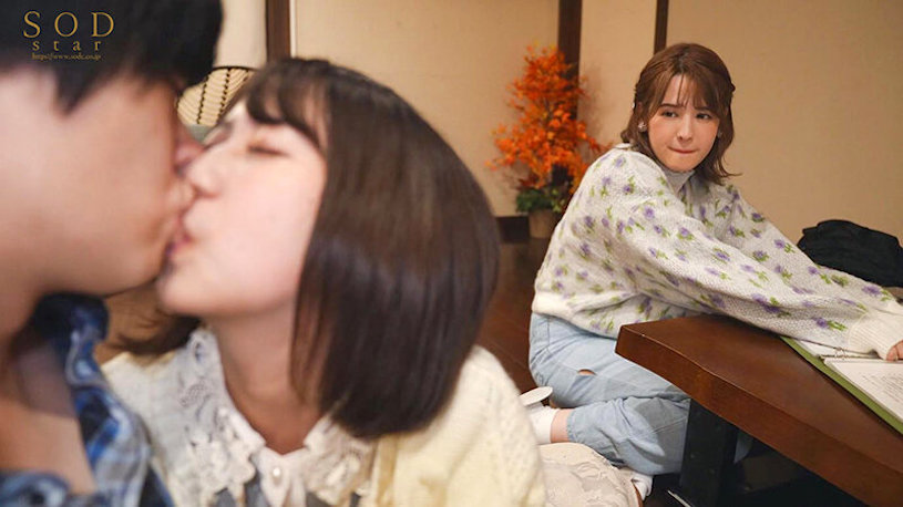 千鶴えま(千鹤惠麻)作品STARS-792发布！旅行中「日澳混血妹」和朋友男友搞上了，狂用「丰满大G奶」色诱…-图片2