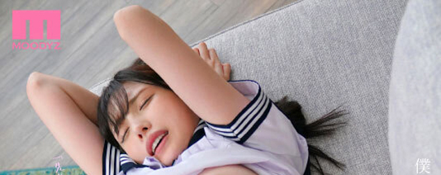 新ありな(新有菜)作品MIDV-354发布！神之美腿勾引老师开房间！天菜美少女的制服诱惑受不了-图片4