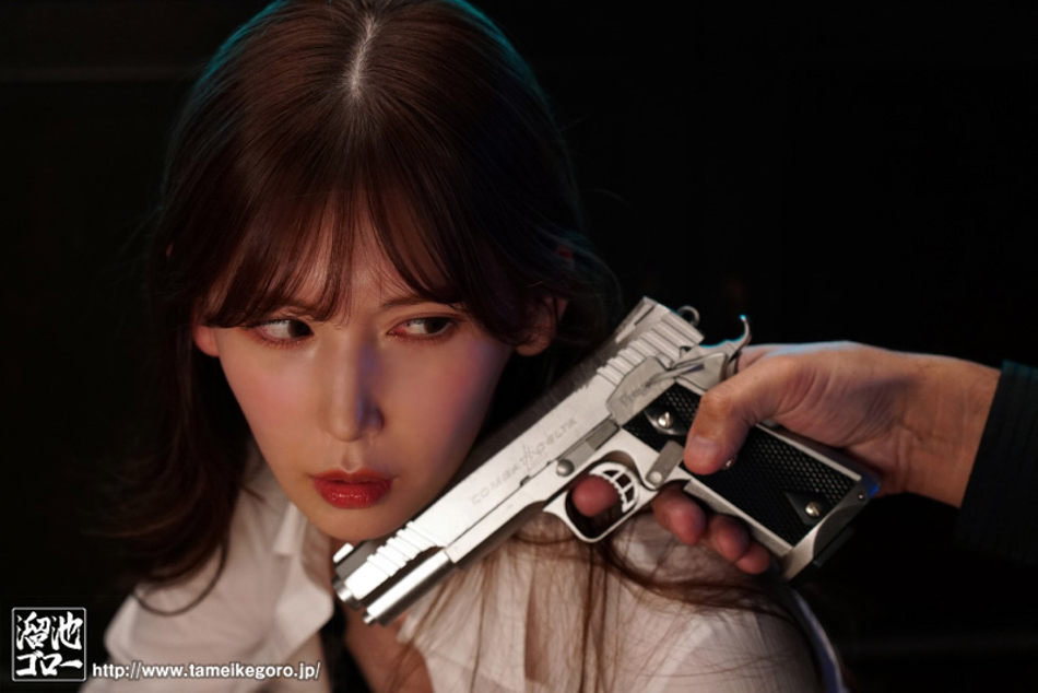 明里つむぎ(明里䌷)作品MEYD-812发布！被下药的人妻搜查官！在被囚禁的丈夫面前「惨遭轮奸」-图片5