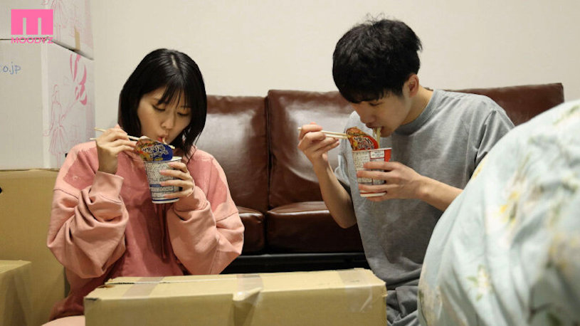 神宮寺ナオ(神宫寺奈绪)作品MIDV-407发布！同居7年的E奶女友要搬走了，最后三天疯狂内射！-图片7