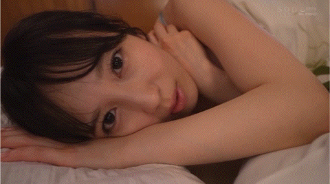 小湊よつ葉(小凑四叶)作品STARS-954发布！和AV女优交往一年后⋯她在床上是这个样子！-图片9