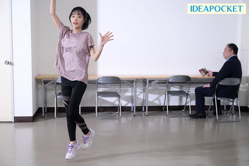 桃乃木かな(桃乃木香奈)作品IPZZ-196发布！人气逐渐母汤偶像为生存沦为中年大叔性宠物-图片3