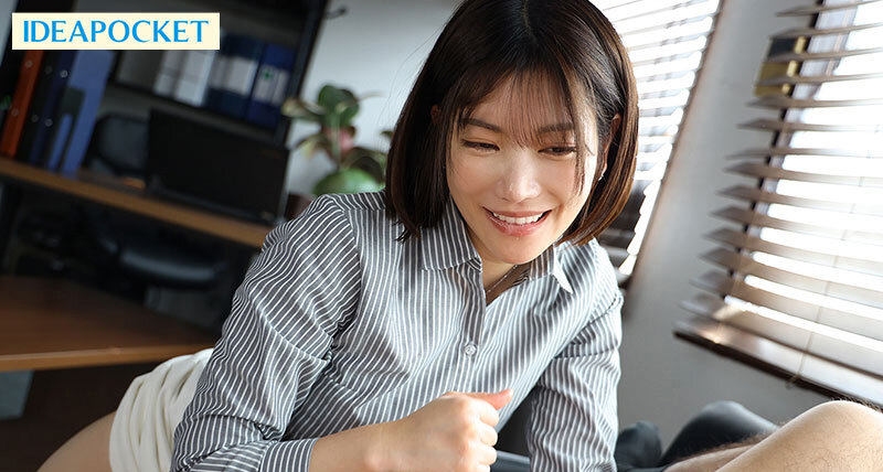 楓カレン(枫花恋)作品IPZZ-261发布！女上司专门狩猎已婚男，狂吸男员工下体！-图片4