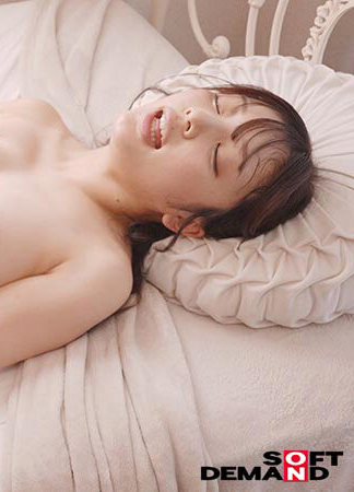及川莉央出道作品SDAM-131发布！身材最辣的吉祥物！男优包夹的她喷水了！-图片5