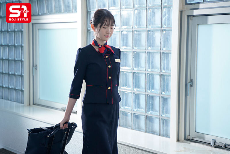 白上咲花作品SONE-770发布！被巨汉前辈今井勇太压制！空姐被征服了！-图片2