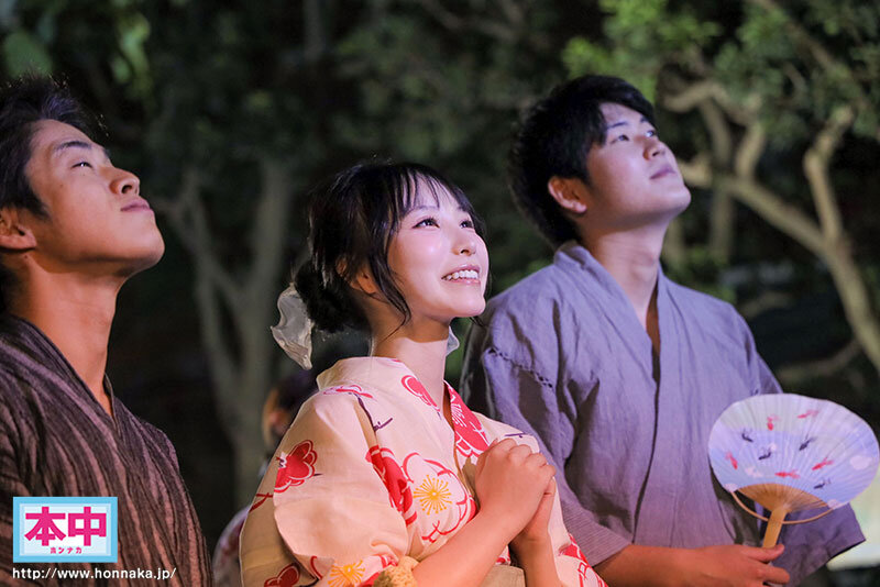 花火大会の夜、狂わせた突然の大雨 幼馴染のクラスメイトと駆け込んだラブホ相部屋雨宿り中出し 香水じゅん 1